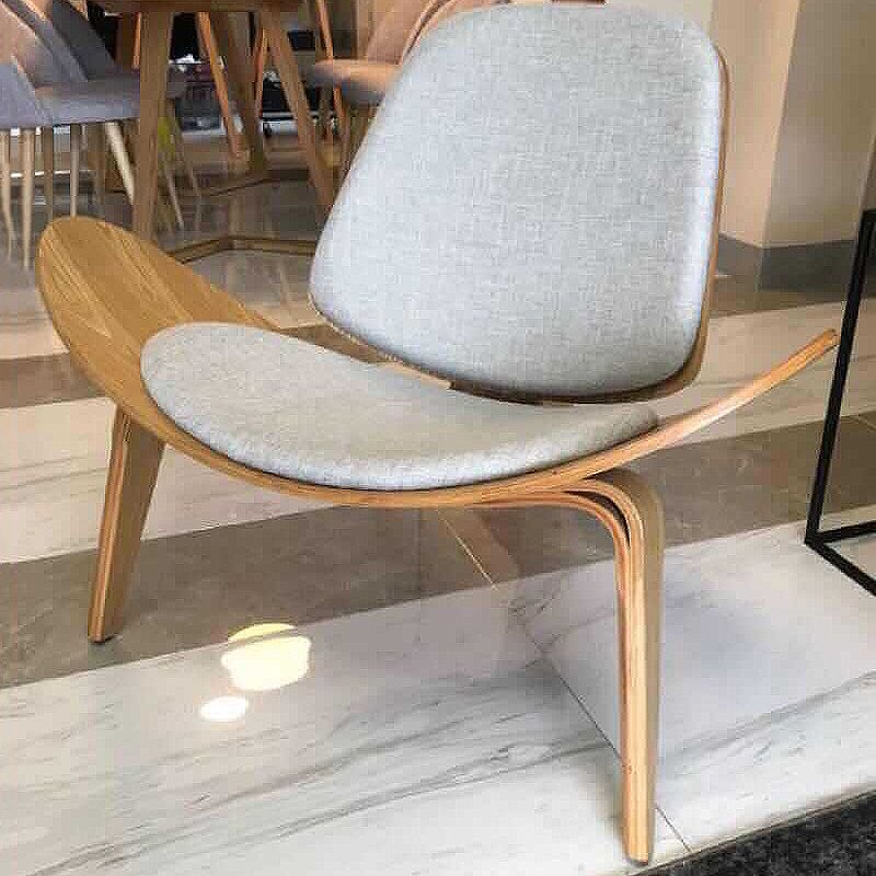 39,37 "L x 32,28" W x 29,52 "H Seitstuhlmänzer Holzakzent Stuhl