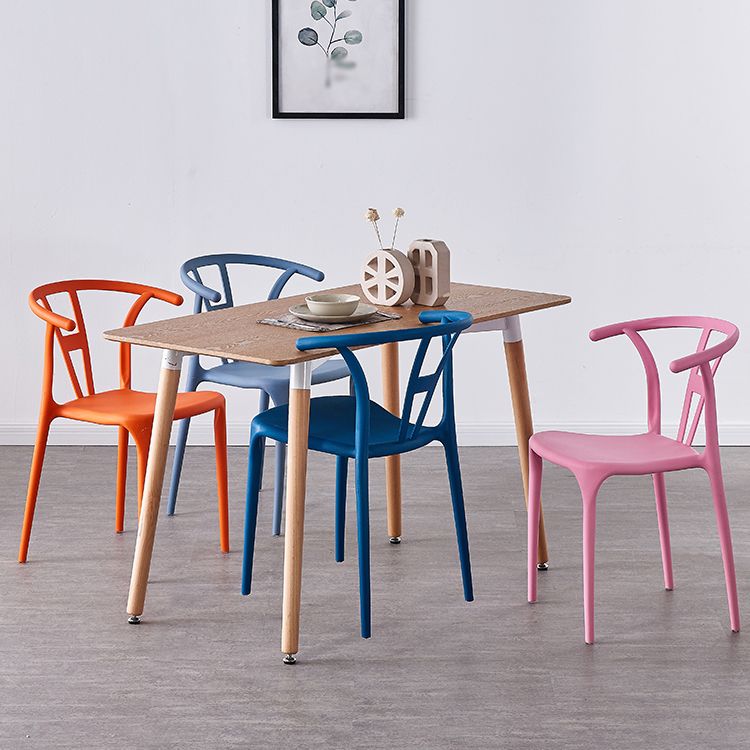 Scandinavian Plastic Armless Dining Chairs Stackable Dining Side Chair (Set of 4) Clearhalo ' kitchen&dining_furn' 'Dining Chairs' 'Dining Tables & Seating' 'dining_chair' 'furn' 'furn_dining_chair' 'Furniture' 'furniture_dining_chair' 'Kitchen & Dining Furniture' 'kitchen' 1200x1200_65e2db78-2471-4906-ac5b-ac2d880f5e0a