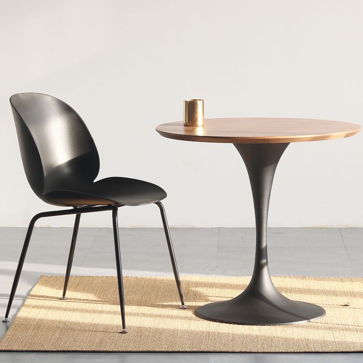 Modern Round Wood Dining Table Standard Kitchen Dining Table with Tulip Base Clearhalo ' dining_table' 'Dining Tables & Seating' 'Dining Tables' 'furn' 'furn_dining_table' 'Furniture' 'furniture_dining_table' 'Kitchen & Dining Furniture' 'kitchen&dining_furn' 'kitchen' 'kitchen_dining_table' 1200x1200_6623ad80-fb5a-4668-a264-be79015aae1e