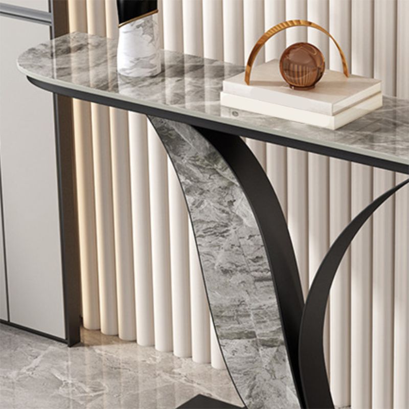 Mesa de consola de media luna contemporánea con base de hierro negro para Hall