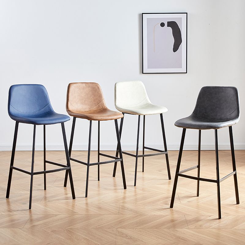 Faux Leather Armless Counter Stool Modern Style Low Back Bar Stool for Indoor Clearhalo 'Bar Furniture' 'Bar Stools' 'bar_stools' 'furn' 'furn_bar_stools' 'Furniture' 'Kitchen & Dining Furniture' 1200x1200_66ce6f51-33b6-48dc-9ffa-c18014d1e924