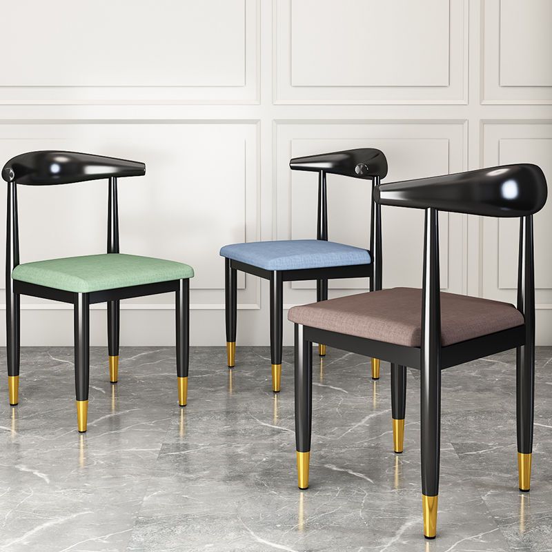 Glam Metal Dining Chairs Open Back Dining Side Furniture in Matte Finish for Indoor Clearhalo 'Dining Chairs' 'Dining Tables & Seating' 'dining_chair' 'furn' 'furn_dining_chair' 'Furniture' 'Kitchen & Dining Furniture' 1200x1200_66dd2d8b-6af0-4c77-9cdf-17b39461bd27