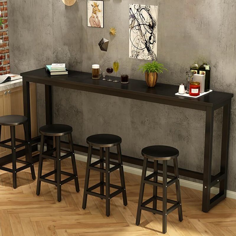 Tavolo da bar rettangolare in legno in stile moderno per piccoli spazi