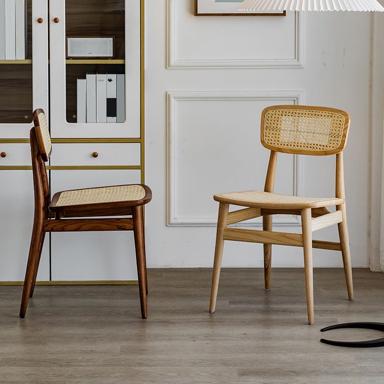 Zeitgenössischer Indoor Massivholz offener armloser Esstuhl