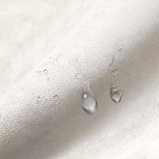 Divano con divano trapuntato glam in tessuto in tessuto convertibile in bianco in bianco