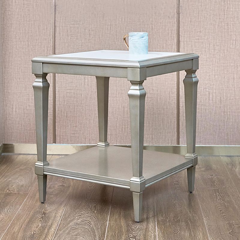 25,6 "" Table à bois carré de table latérale supérieure Sliver 4 jambes Table de bout avec étagère