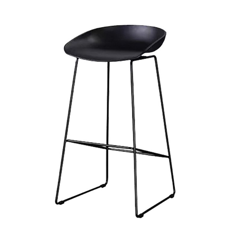 Industrial Bar Stool with Bucket Plastic Stool for Restaurant