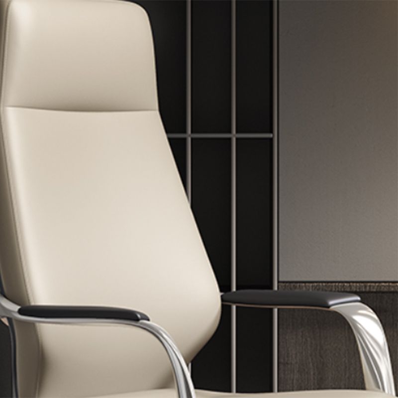 Maderna sedia esecutiva girevole imbottita manager di armi imbottita per ufficio