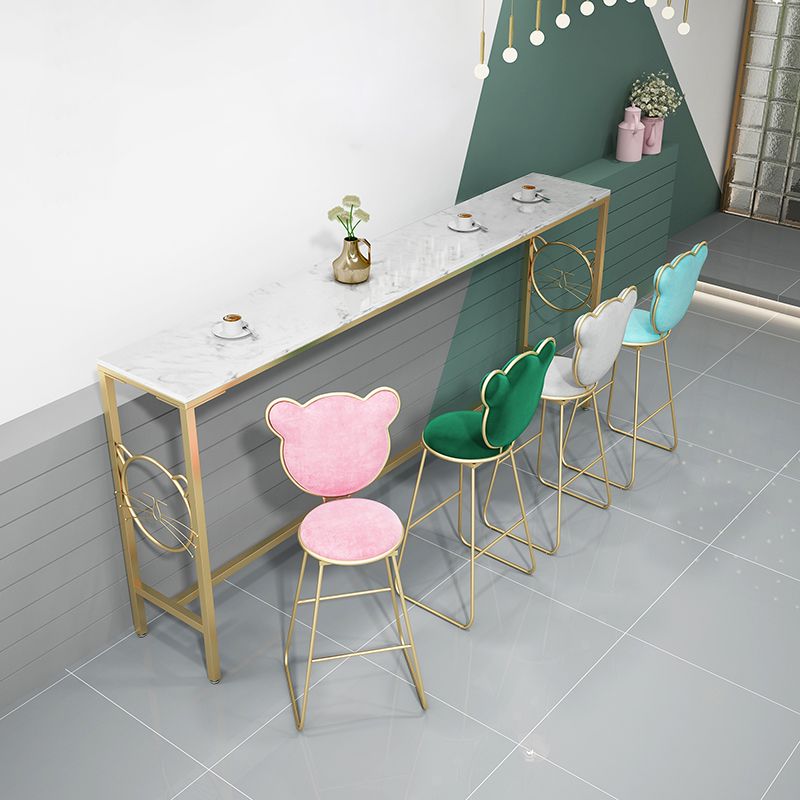 Table de pub à hauteur de barre intérieure en métal avec une base de chevalet de style glamour avec chevalet