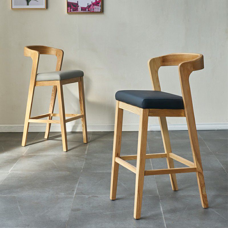 Sgabelli da bar per interni in pelle in legno massiccio contemporaneo