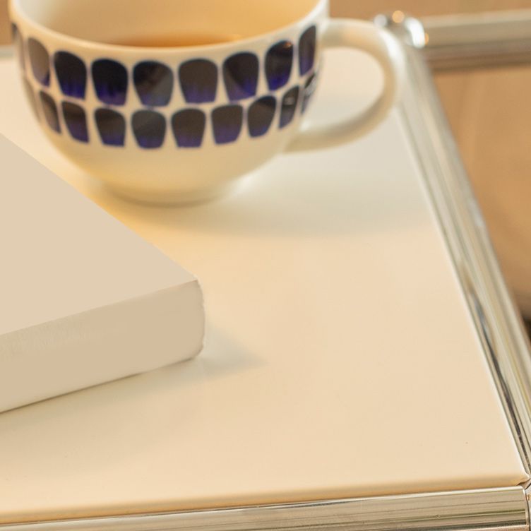 Mesa lateral de metal/vidrio rectangular con estilo moderno de base entre la base de la mitad del siglo