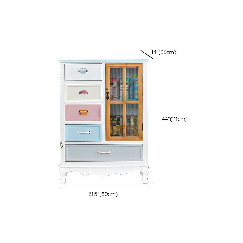 Creazione di stoccaggio in legno fabbricato in stile costiero per la camera da letto