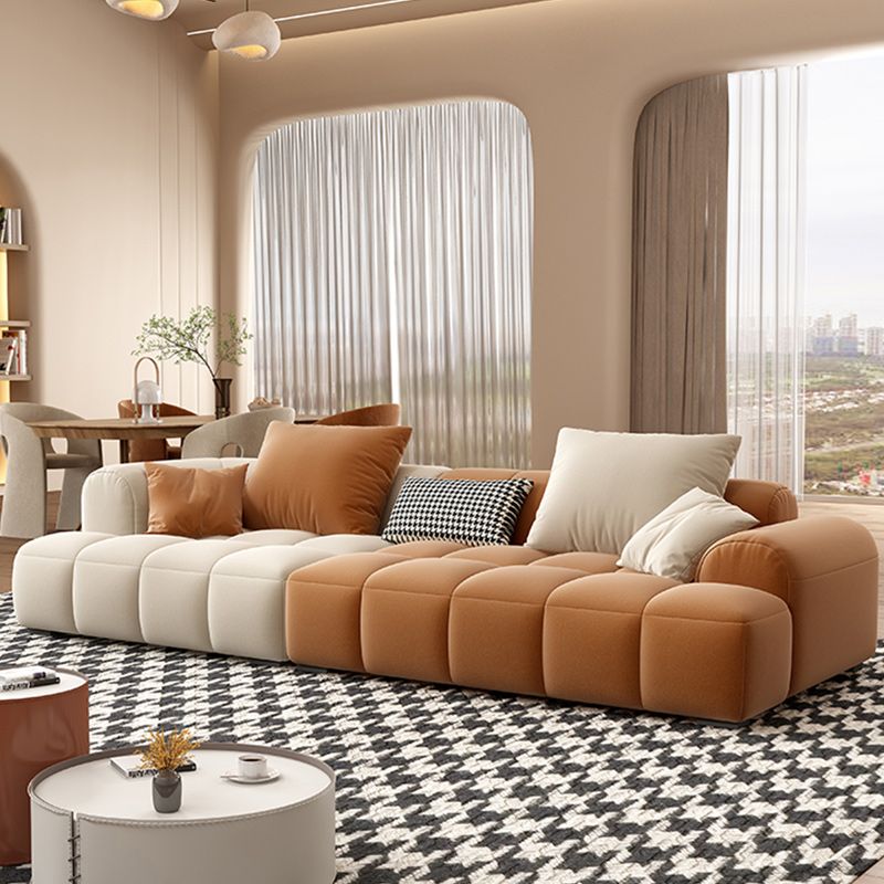 Eingebrauchtes Armsofa zeitgenössischer L -Kunstleder -Sofa mit Kissen