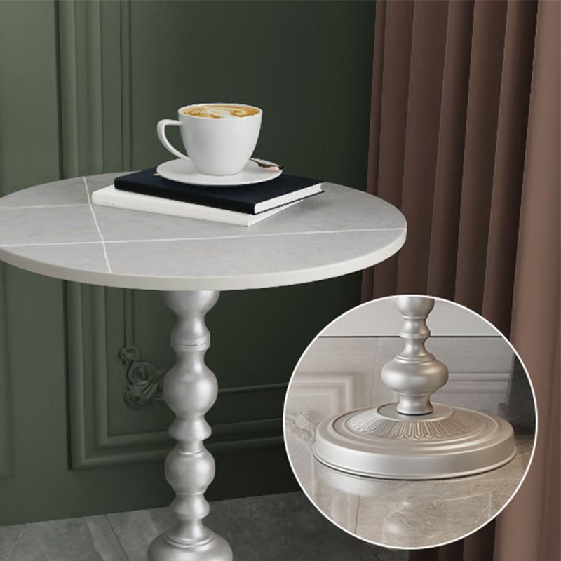 Mesa de esquina de pedestal moderna mesa lateral de pizarra redonda para sala de estar