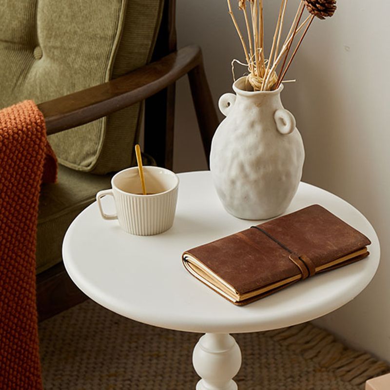 20.5" Tall Metal Pedestal End Table Round Accent Side Table in Black/White Clearhalo 'Coffee & Accent Tables' 'End & Side Tables' 'end_side_tables' 'furn' 'furn_end_side_tables' 'Furniture' 'Living Room Furniture' 1200x1200_68cceece-238a-40d4-85bc-90d9e176691e