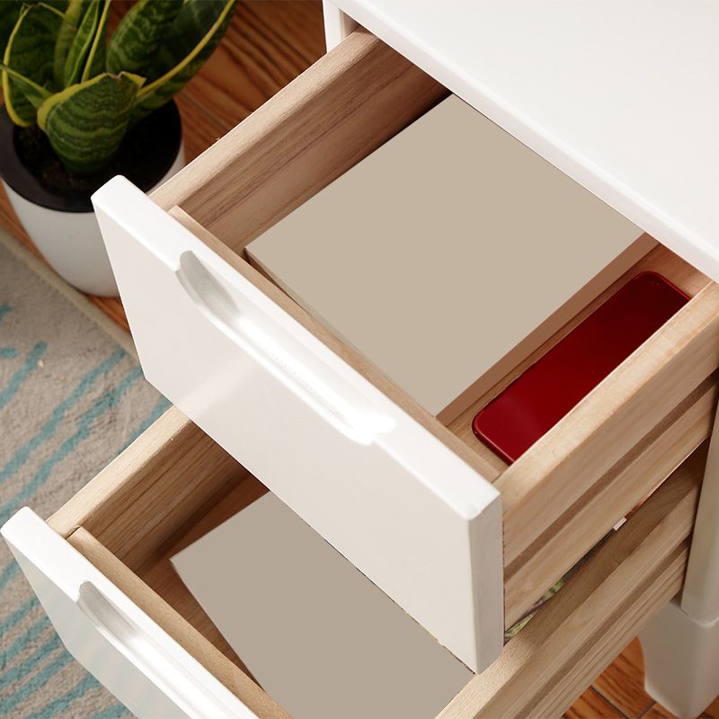 Mitte des Jahrhunderts moderne Akzent Brustholzkiste mit antikem Finish