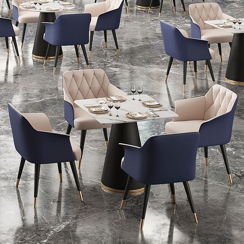 Tavolo da pranzo in stile moderno tavolo in pietra sinterizzata con base metallica