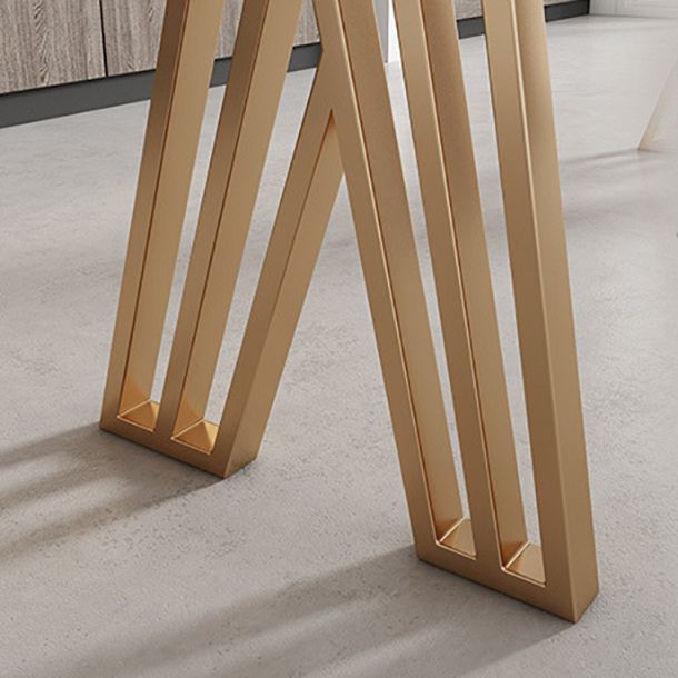 White Stone Top Bar Dining Table Traditional Luxury Bar Table with Sled Base in Gold Clearhalo 'Bar Furniture' 'Bar Tables' 'bar_tables' 'furn' 'furn_bar_tables' 'Furniture' 'furniture_bar_tables' 'Kitchen & Dining Furniture' 1200x1200_6919fe31-1948-46a6-96bb-0f50966b92ac