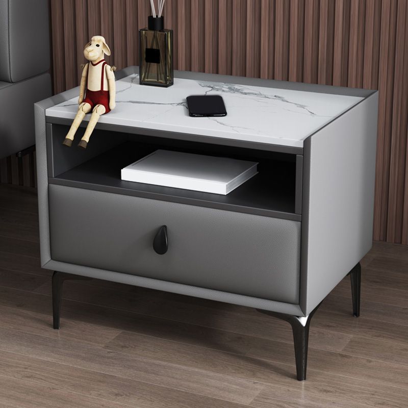 Contemporary Faux Leather Nightstand 18.5" Tall 1 - Drawer Nightstand Clearhalo 'Bedroom Furniture' 'furn' 'furn_night_stand' 'Furniture' 'night_stand' 'Nightstands' 1200x1200_6964558d-7ce4-478d-ae2e-0b09af47153f