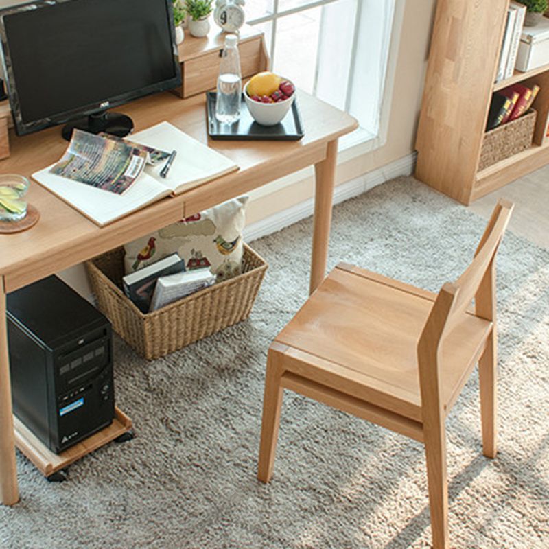 コンテンポラリースタイルのダイニングチェアオープンバックダイニングアームレスサイド椅子と木製の脚