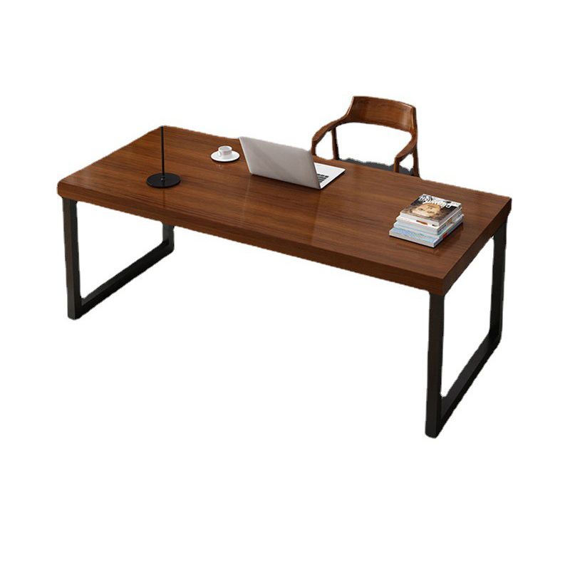 Scrivania di scrittura in legno di pino marrone rettangolare in ferro di ferro da stiro