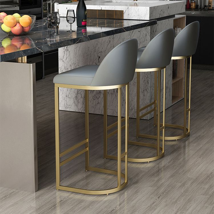Scandinavian Bar and Counter Stool Low Back Stool with Gold Pedestal Base Clearhalo 'Bar Furniture' 'Bar Stools' 'bar_stools' 'furn' 'furn_bar_stools' 'Furniture' 'Kitchen & Dining Furniture' 1200x1200_6a03836f-a152-4f64-8b13-8b22de5286e7