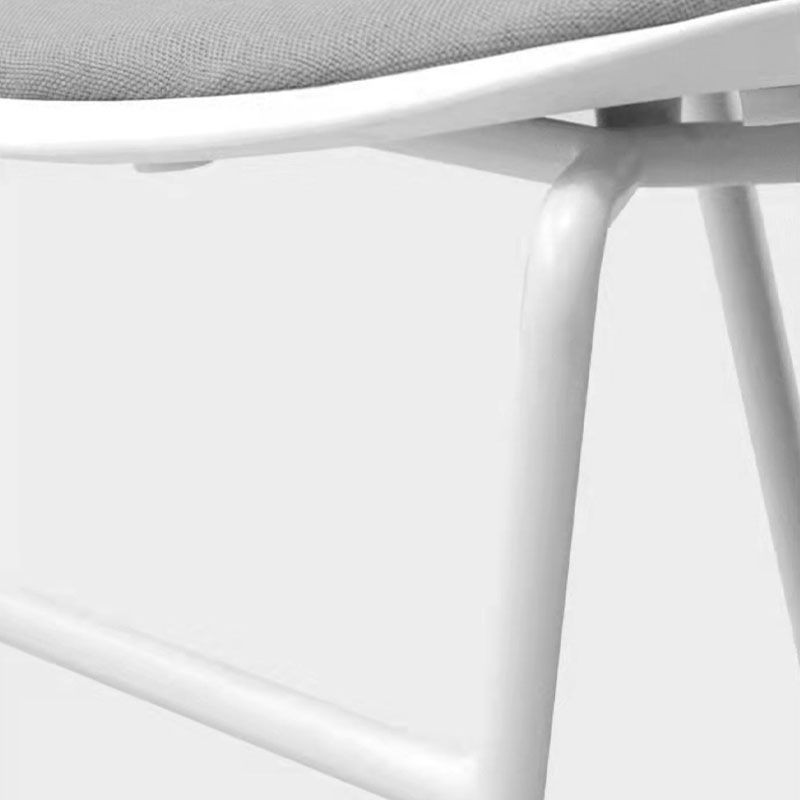 Eigentijdse bureaustoel geen pijnlijke armloze conferentiestoel