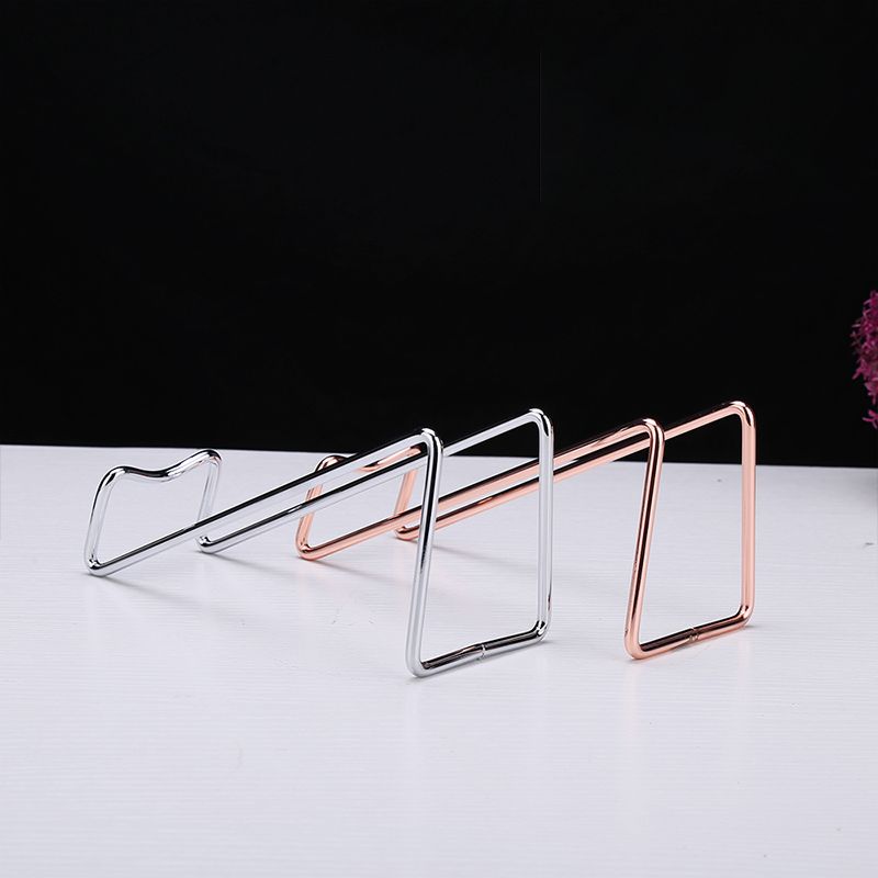 Metal Modern Wine Halter Tabletop Weinflasche und Glasregal in Silber/ Gold/ Schwarz