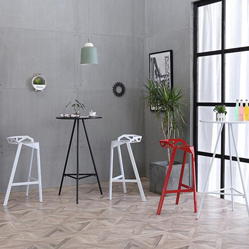 Industrial Stackable Iron Counter Stools Low Back 3 Legs Bar Stools with Footrest Clearhalo 'Bar Furniture' 'Bar Stools' 'bar_stools' 'furn' 'furn_bar_stools' 'Furniture' 'furniture_bar_stools' 'Kitchen & Dining Furniture' 1200x1200_6a83d194-445e-488b-b02d-42406aa0fc18