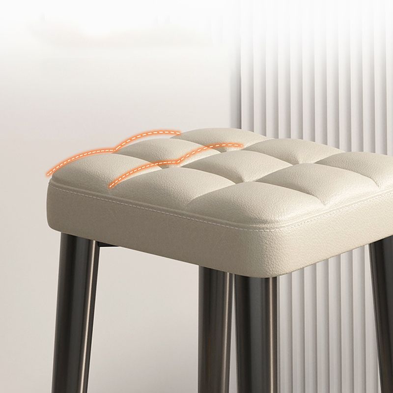 Moderner PU Leder Boucle Pouf Plattenquadrat