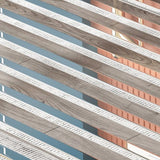 Letto a fila con telaio aperto in metallo contemporaneo con legno rettangolare con gambe metalliche