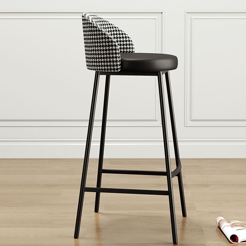 Glam Bucket Leather Counter-height Stool Footrest Indoor Bar and Counter Stool Clearhalo 'Bar Furniture' 'Bar Stools' 'bar_stools' 'furn' 'furn_bar_stools' 'Furniture' 'Kitchen & Dining Furniture' 1200x1200_6a9d6644-23a1-477d-9401-54eb72e8f0ab