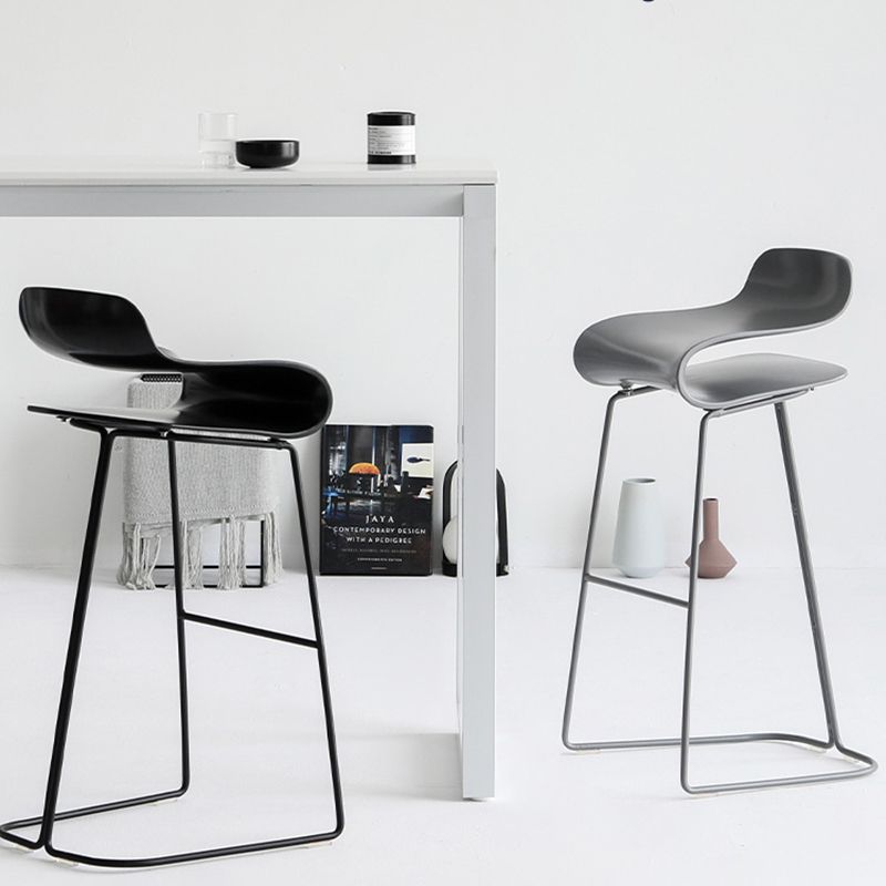 Low Back Footrest Counter Stool Saddle Seat Modern Counter Chair for Bar Clearhalo 'Bar Furniture' 'Bar Stools' 'bar_stools' 'furn' 'furn_bar_stools' 'furniture_bar_stools' 'Kitchen & Dining Furniture' 'kitchen&dining_furn' 'kitchen' 'kitchen_furn' Furniture' 1200x1200_6aa52525-3606-4c10-b280-65534ced8a02