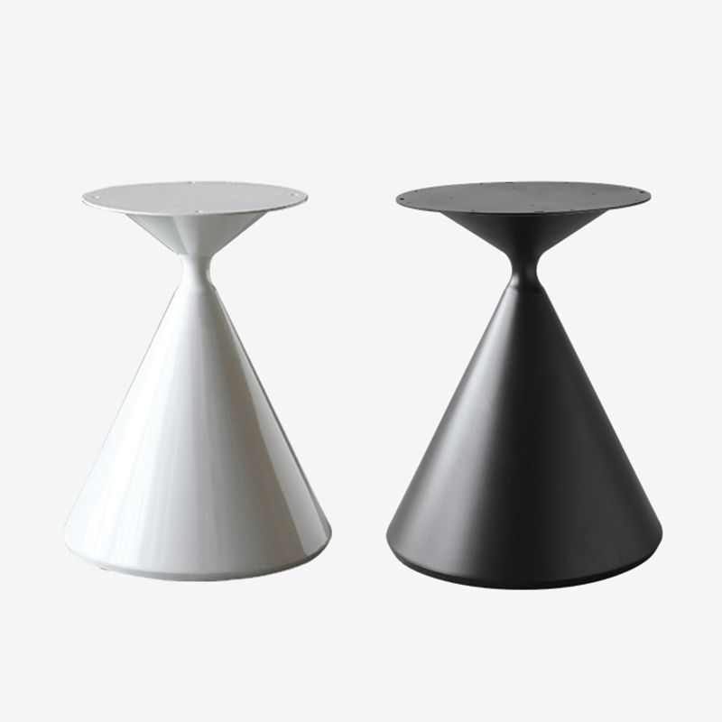 Metal Modern Round Dining Table Sintered Stone Table for Dining Room Clearhalo 'Dining Tables & Seating' 'Dining Tables' 'dining_table' 'furn' 'furn_dining_table' 'Furniture' 'furniture_dining_table' 'Kitchen & Dining Furniture' 'kitchen' 'kitchen_dining_table' 1200x1200_6ab3baa4-1975-4d1b-8987-c7064ee6377d