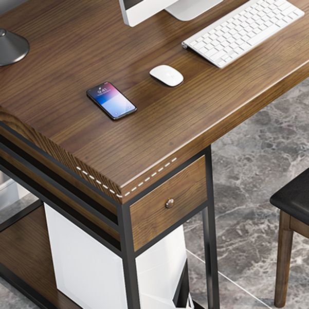 Rechthoekige massief hout schrijfde bureau industrieel met metalen benen