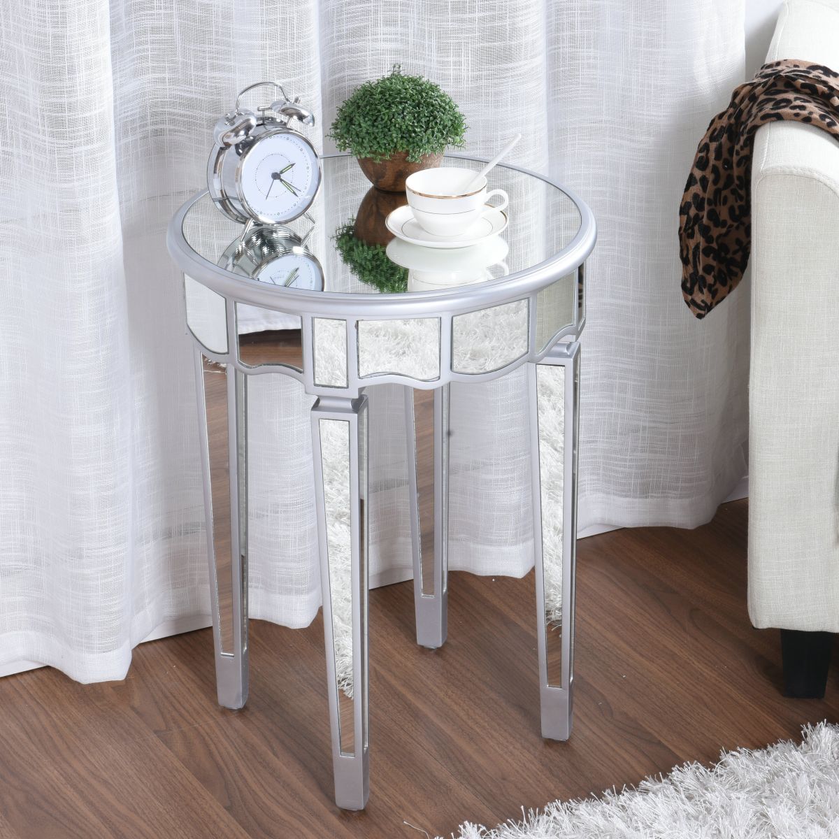 Round Glass Top Side End Table Modernistic Solid Wood 4 Legs End Table Clearhalo 'Coffee & Accent Tables' 'End & Side Tables' 'end_side_tables' 'furn' 'furn_end_side_tables' 'Furniture' 'Living Room Furniture' 1200x1200_6ae2fefa-b056-4d8d-a850-b3c1a872d427