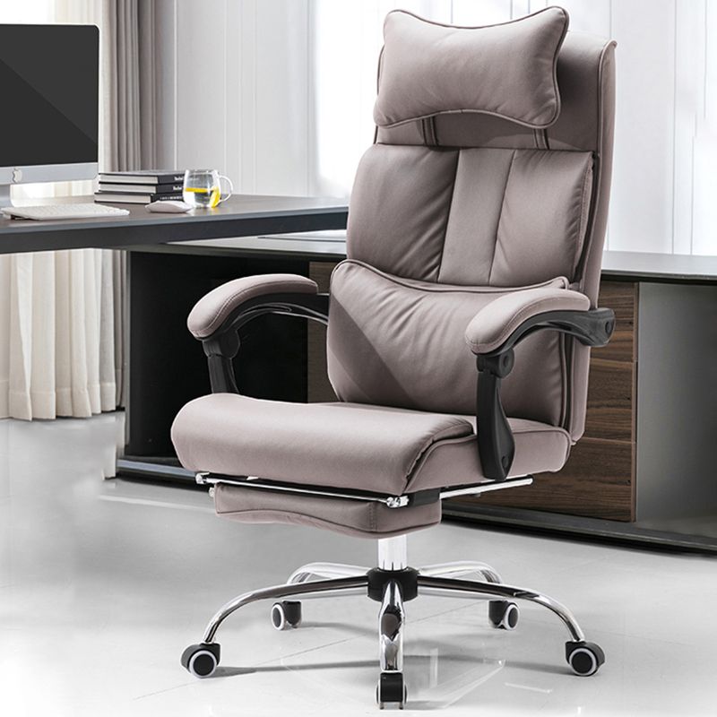 現代のオフィスチェアパッド入り腕の苦痛な人間工学に基づいたデスクチェア付き車輪付き