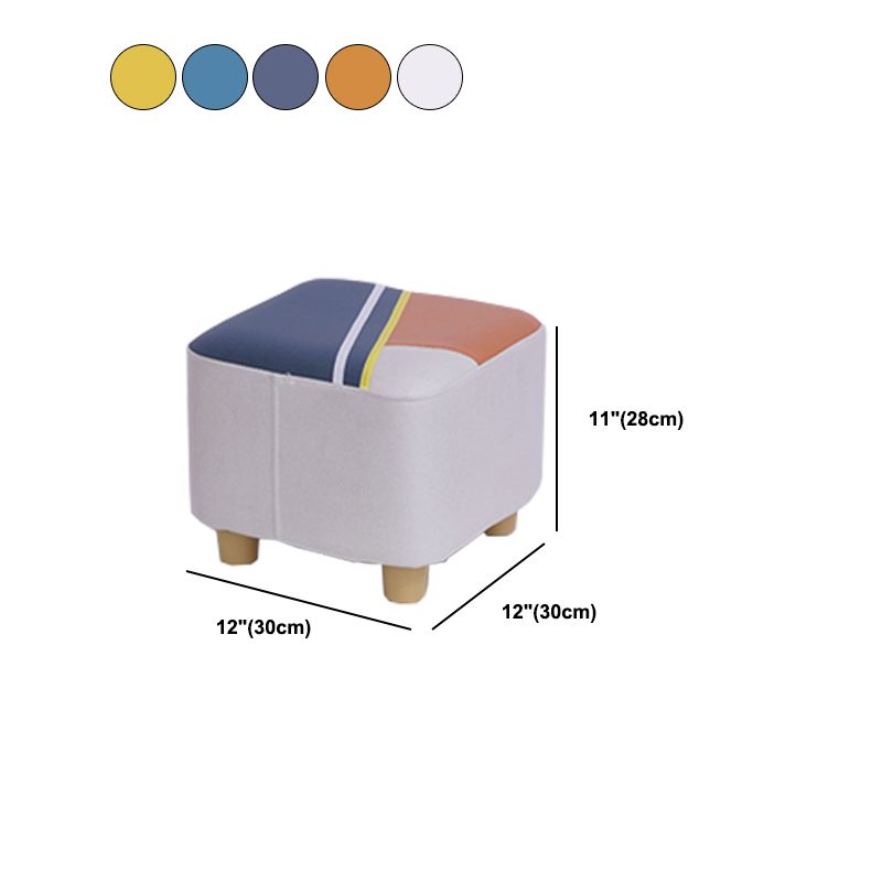 Zeitgenössischer Pouf Ottomane Stoff gepolstertes Flickwerk Massive Holzrahmen quadratische Ottomane