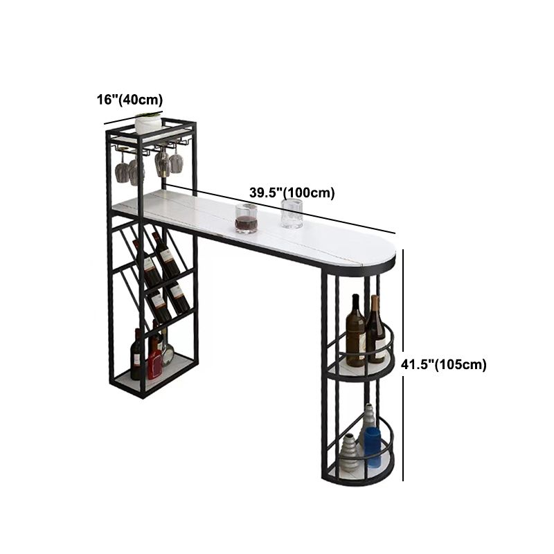 Hedendaagse bistro accent eettafel steen en metalen staaftafel met wijnrek