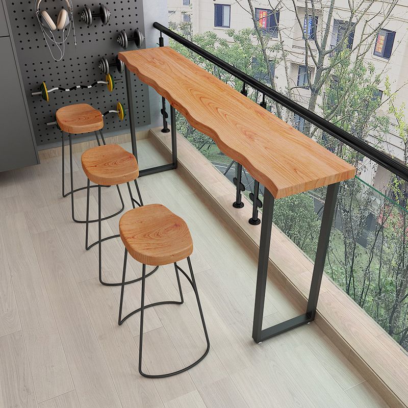 Brown Modern Style Table Solid Wood and Iron Coffee Shop Bar Table Clearhalo 'Bar Furniture' 'Bar Tables' 'bar_tables' 'furn' 'furn_bar_tables' 'Furniture' 'furniture_bar_tables' 'Kitchen & Dining Furniture' 1200x1200_6b518392-593b-4ba8-8915-59f9b1b64e54