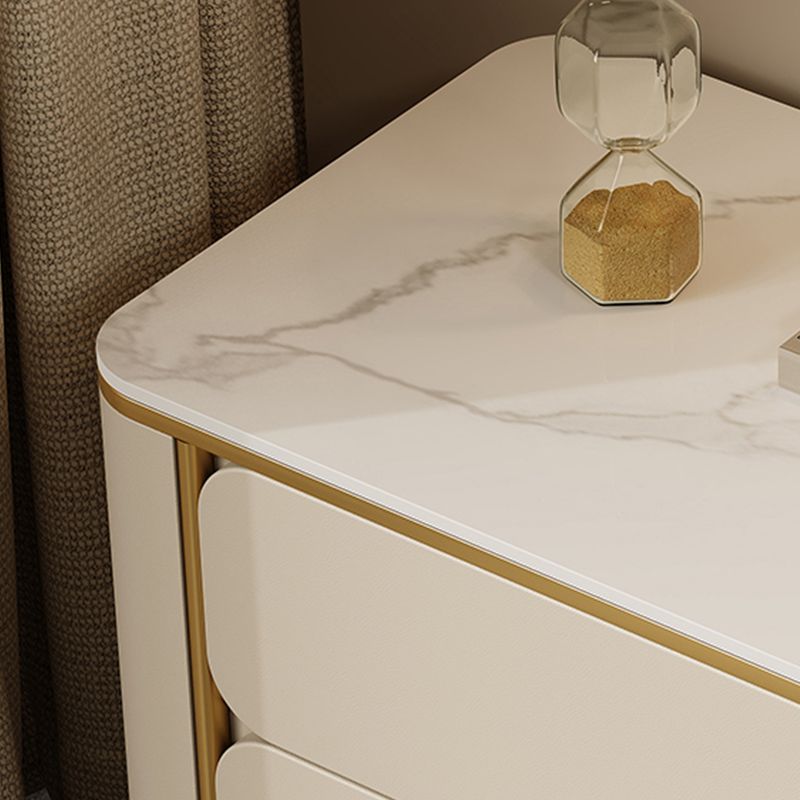 Stein am Nachtschrank Klassiker Glambett Nachttisch mit 3 Schubladen