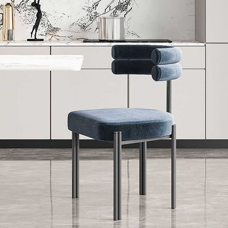 工業用ベルベットダイニングルームチェアオープンバックダイニングサイドチェアレストランで使用する