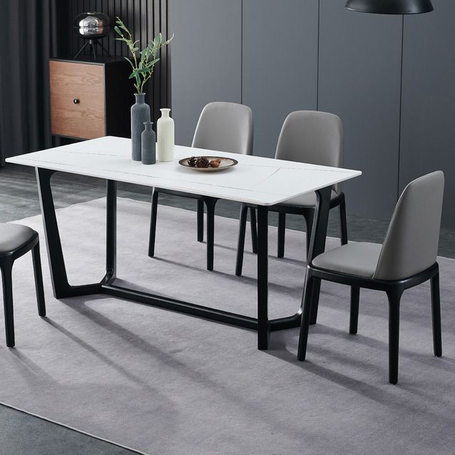 工業用アームレスダイニングチェアソリッドウッドの脚布張りのサイドチェア