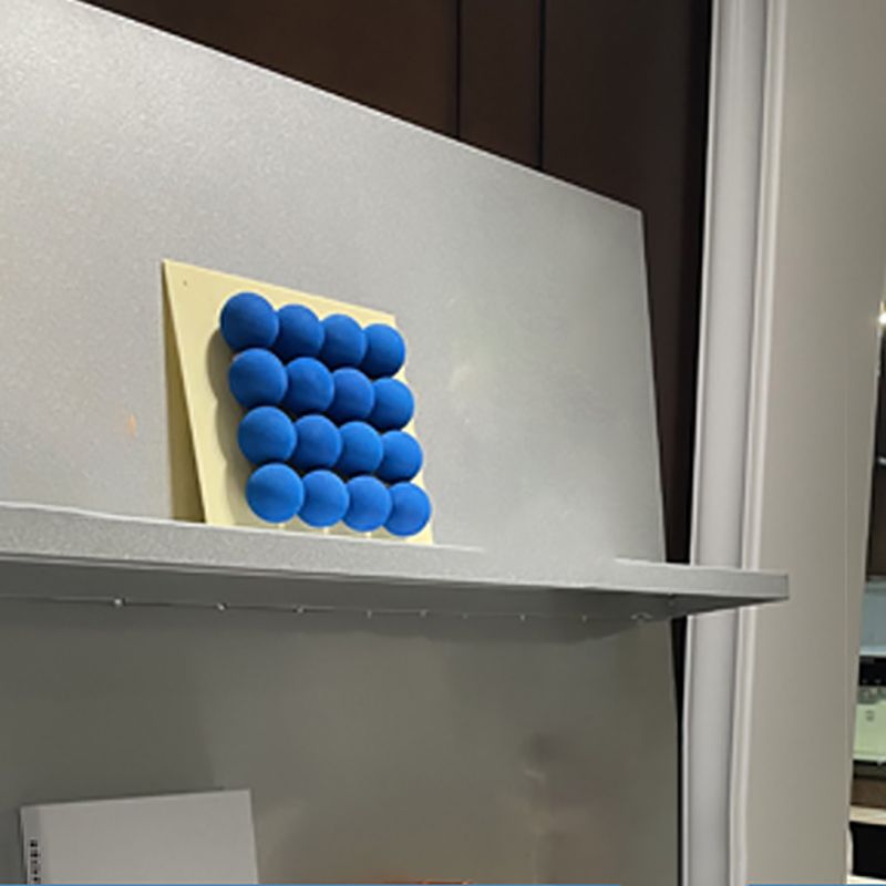 3 estanterías de estantería de metal en estantería incluye estantería en blanco y plata