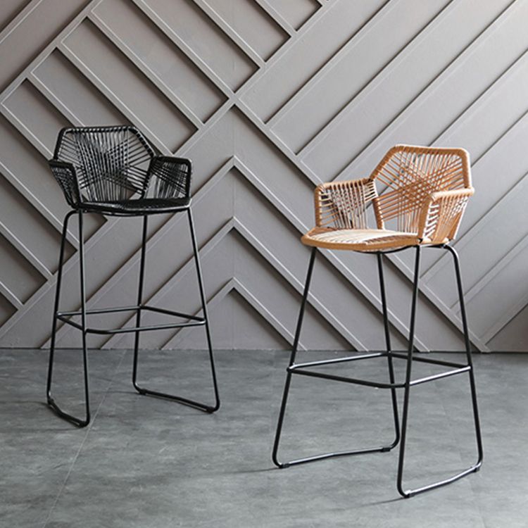 Modern Counter Bar Stool Plastic Armed Bar Stool with Footrest and Backrest Clearhalo 'Bar Furniture' 'Bar Stools' 'bar_stools' 'furn' 'furn_bar_stools' 'furniture_bar_stools' 'Kitchen & Dining Furniture' 'kitchen&dining_furn' 'kitchen' 'kitchen_furn' Furniture' 1200x1200_6bbab256-8bad-4445-9f00-6b677b8dbde5