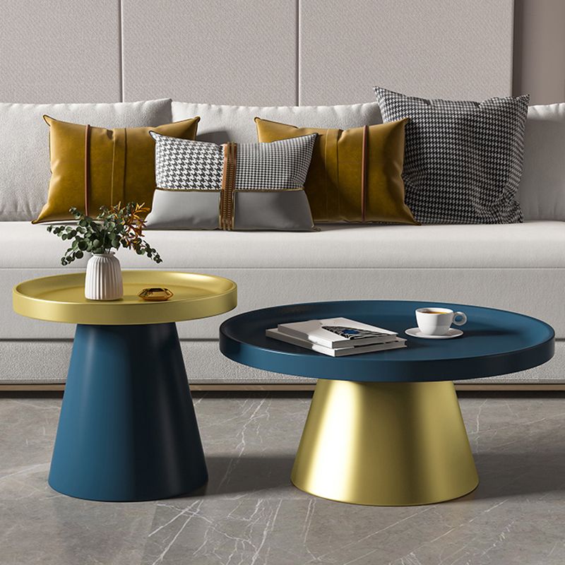 Tavolino moderno di ferro della metà del secolo set da tavolo da cocktail vassoio rotondo