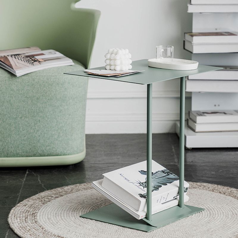 Tavolo da ginnastica moderna di metà secolo in metallo c-forma di divano il lato accento