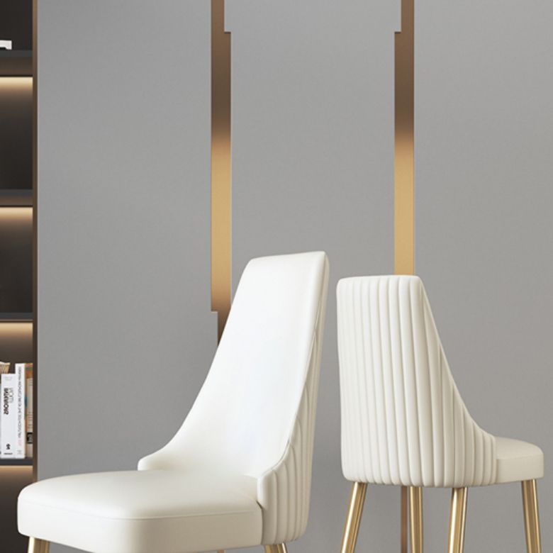 Silla lateral de metal de estilo nórdico silla de comedor lateral de oro para sala de estar