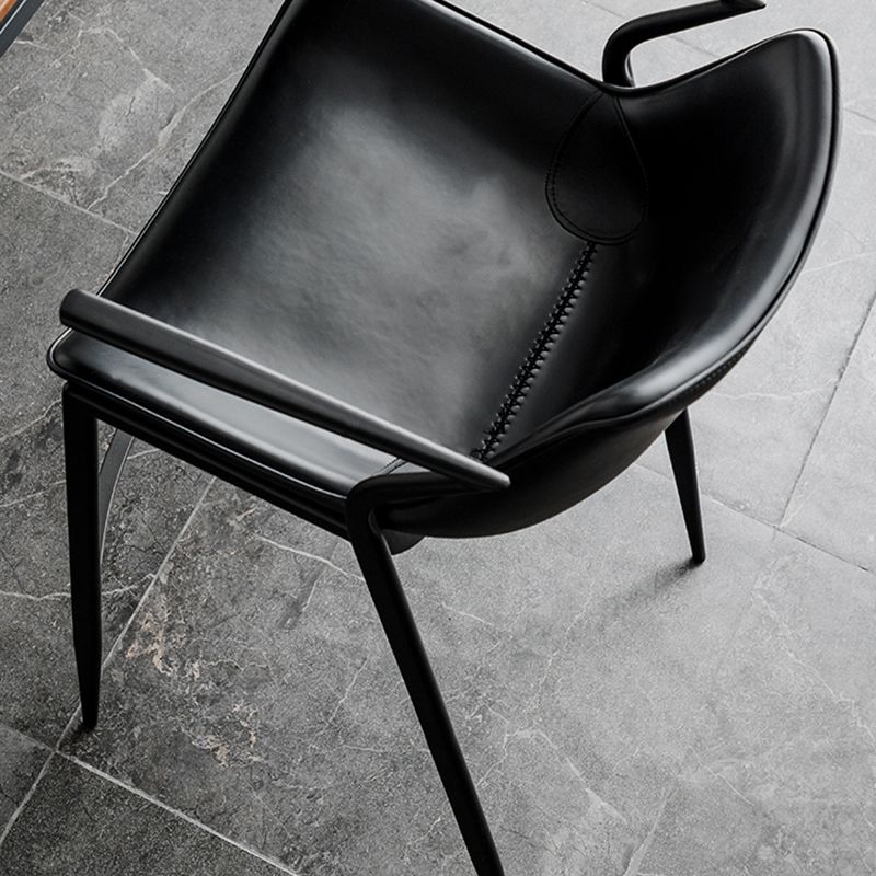 フェイクレザーカウンタースツールモダンスタイルのローバックバースツールとフットレスト