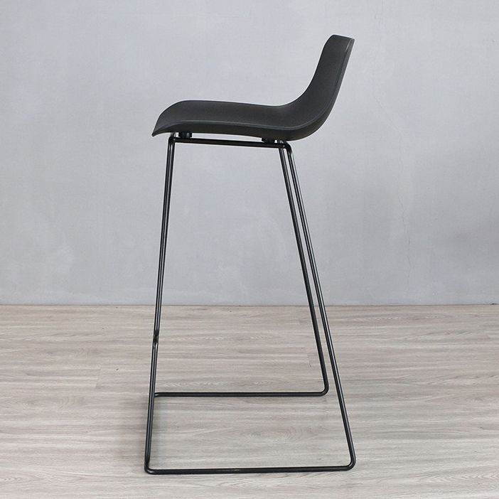 Modern Style Bar-stool Plastic Counter Bar Stool with Metal Legs for Restaurant Clearhalo 'Bar Furniture' 'Bar Stools' 'bar_stools' 'furn' 'furn_bar_stools' 'Furniture' 'furniture_bar_stools' 'Kitchen & Dining Furniture' 1200x1200_6cd34d0c-7e3c-4602-8341-361fb340c1f7